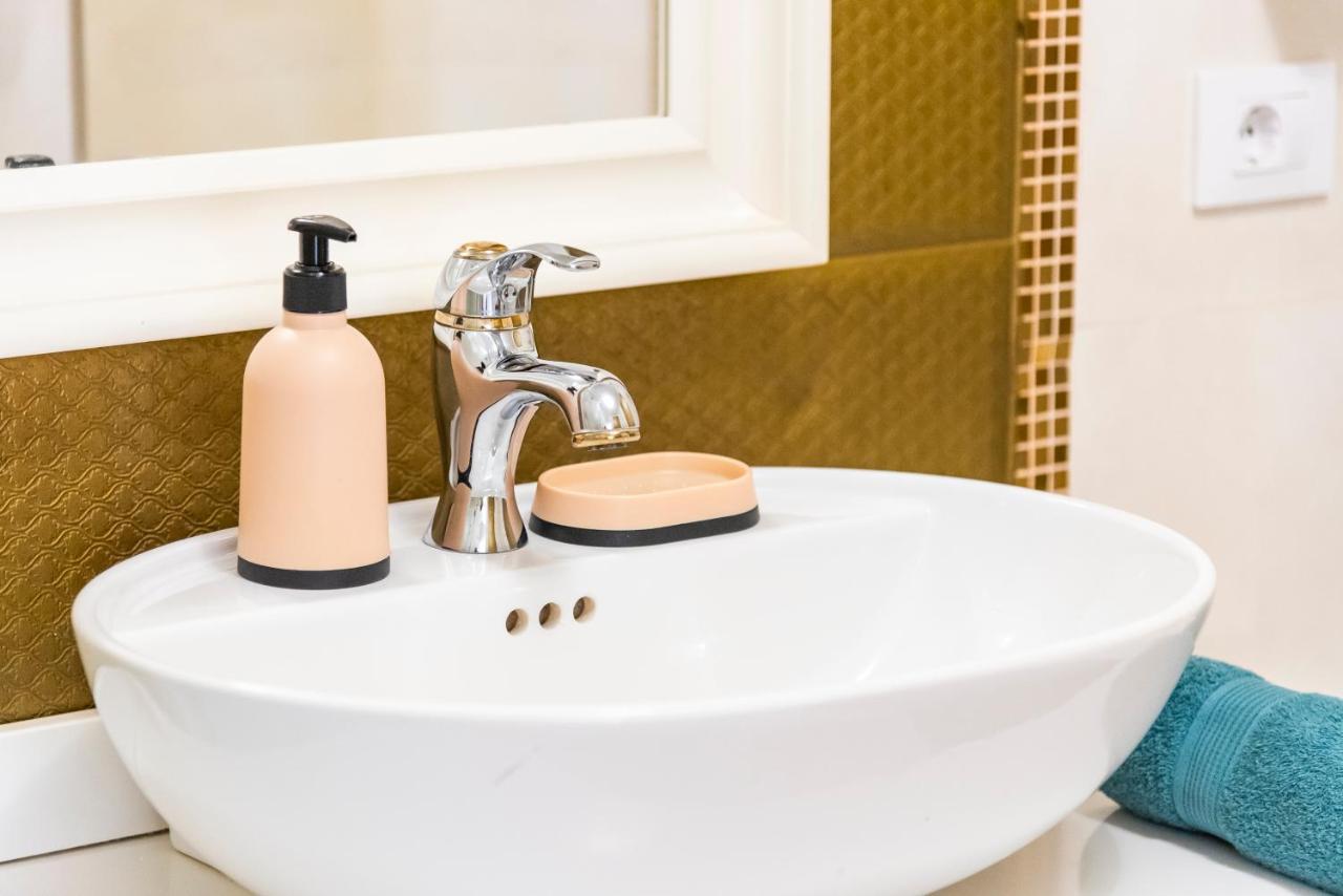 Beautiful Villa Anna With Heated Pool Costa Adeje  Ngoại thất bức ảnh